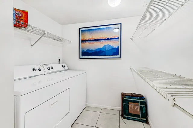 Unit C2 photo 19