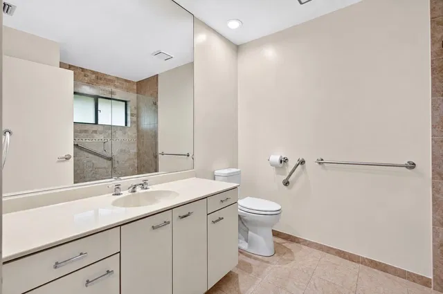 Residence photo 29