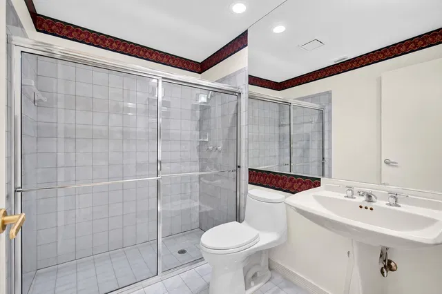 Residence photo 30