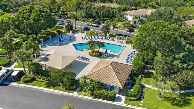 PGA National Palm Beach Gardens Unit 2 photo 11