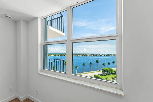 1701 S Flagler Unit 1205 photo 9
