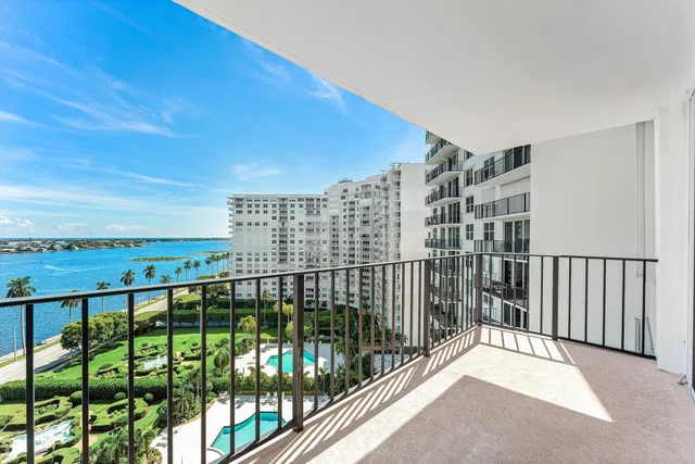 1701 S Flagler Unit 1205 photo 17