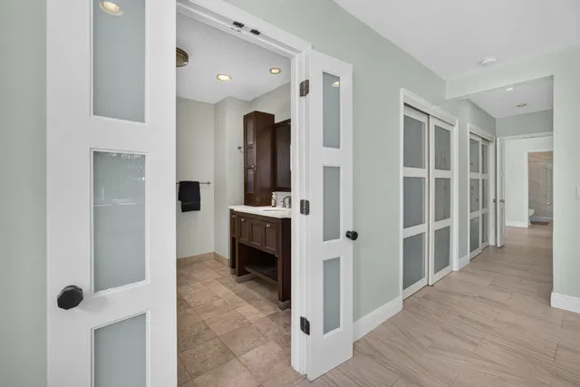 Residence photo 10
