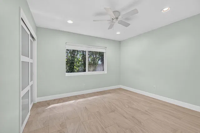Residence photo 15