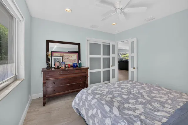 Residence photo 17