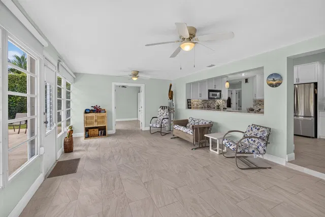 Residence photo 32
