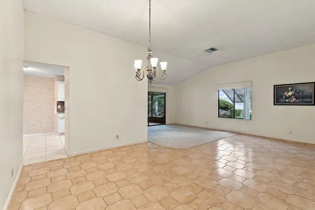 Residence photo 21