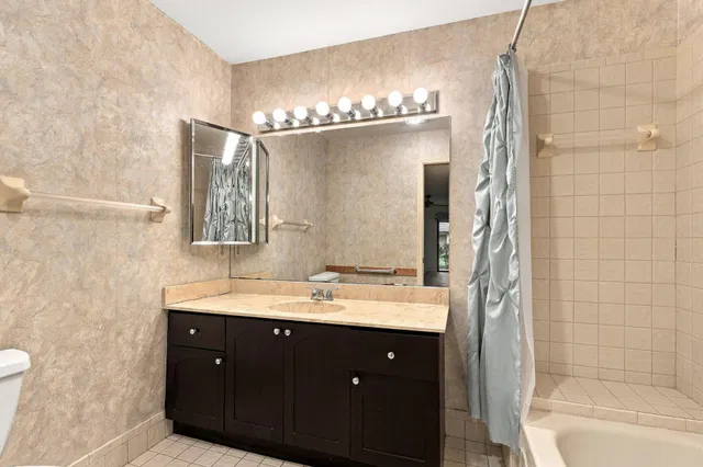 Residence photo 35