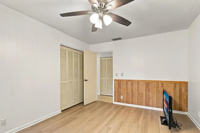 Residence photo 38