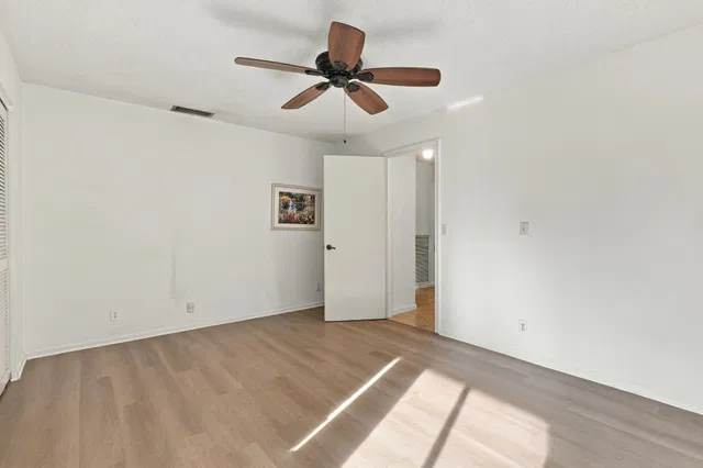 Residence photo 44