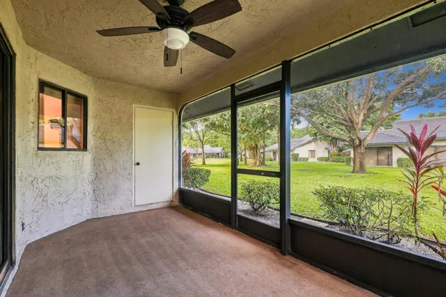 Residence photo 46