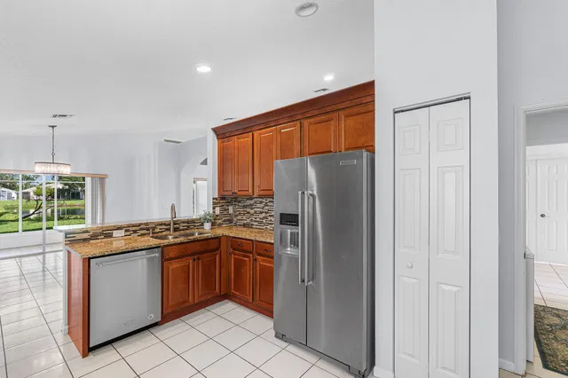  Residence photo 14