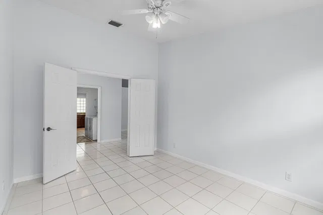  Residence photo 18