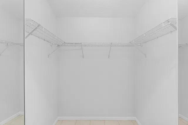  Residence photo 24