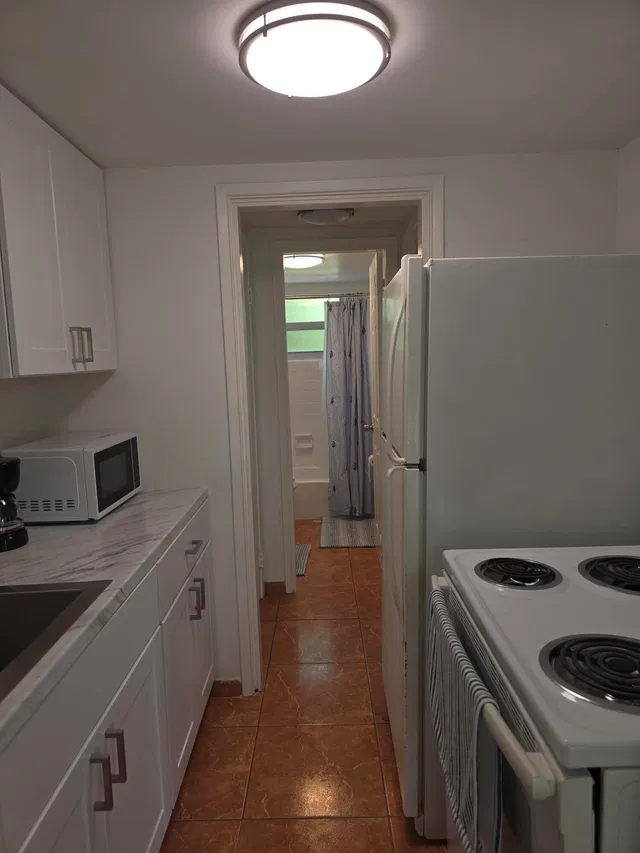  Unit 101 photo 14