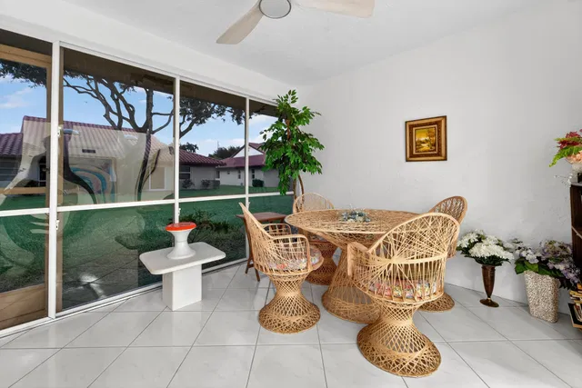 Residence photo 14