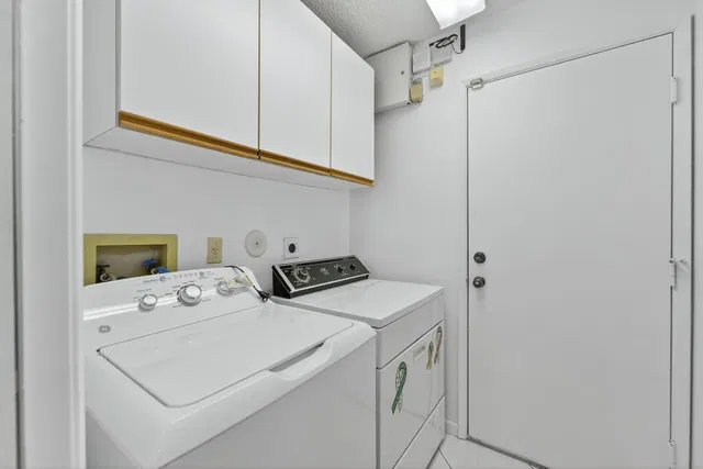 Residence photo 18