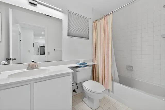 Residence photo 26
