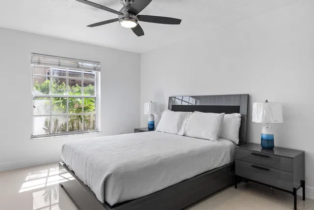 Residence photo 24