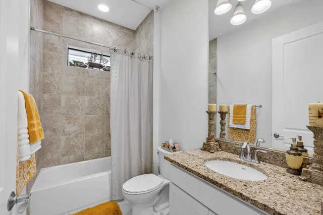 Residence photo 28