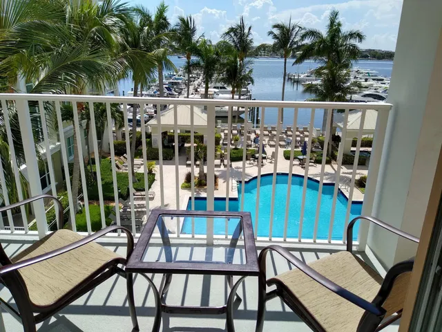 Windward Cove Lantana Unit 410 photo 2