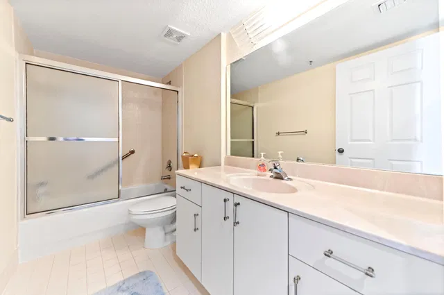  Unit 207 photo 14