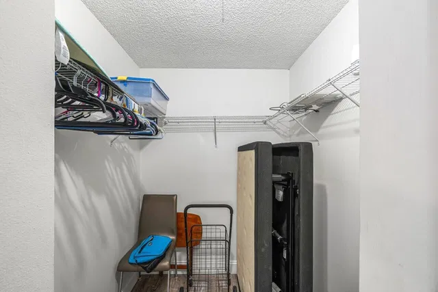  Unit 319 photo 21