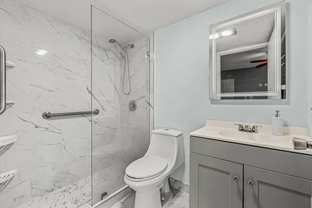  Unit 319 photo 22