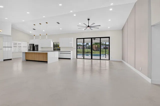 Residence photo 9