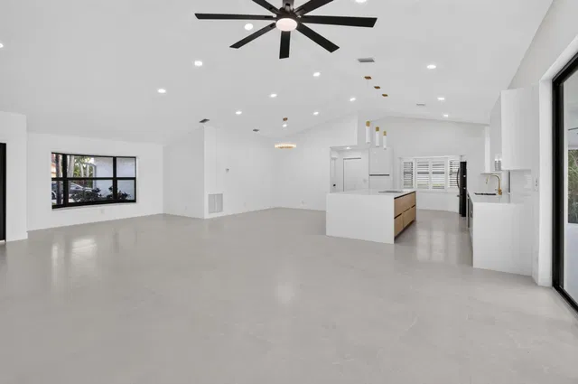 Residence photo 13