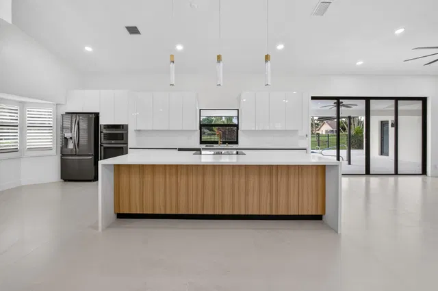 Residence photo 20