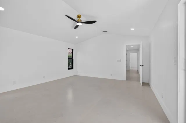Residence photo 35