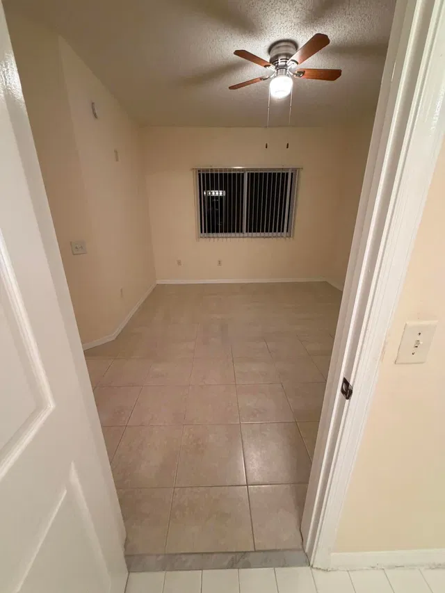 Unit 308 photo 10