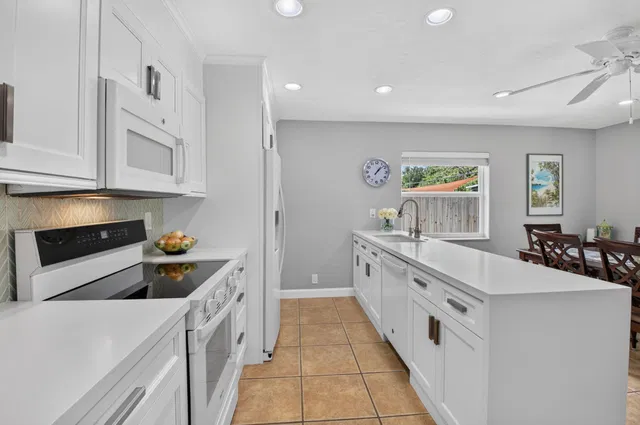 Residence photo 14