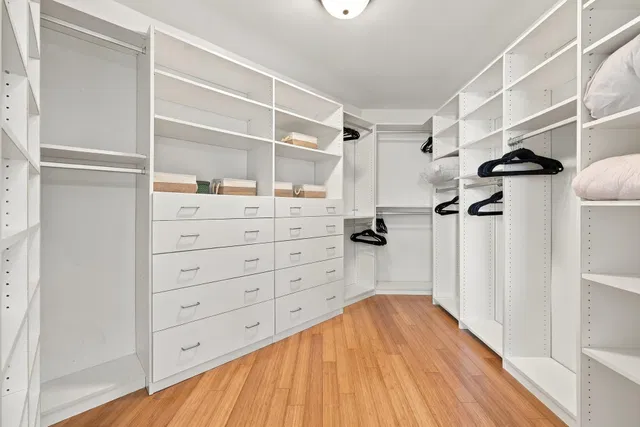 Unit 211N photo 30