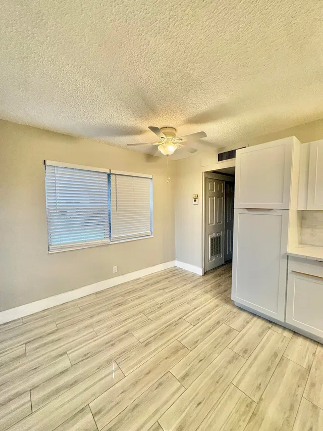 Residence photo 7