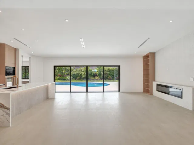  Residence photo 10