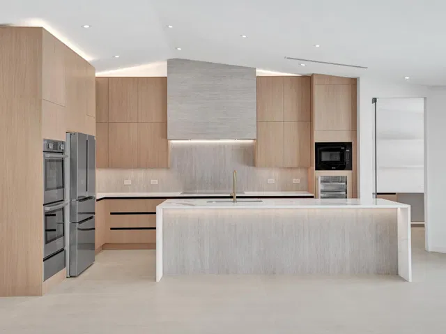  Residence photo 12