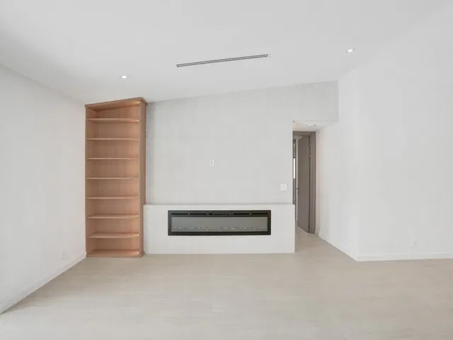  Residence photo 23