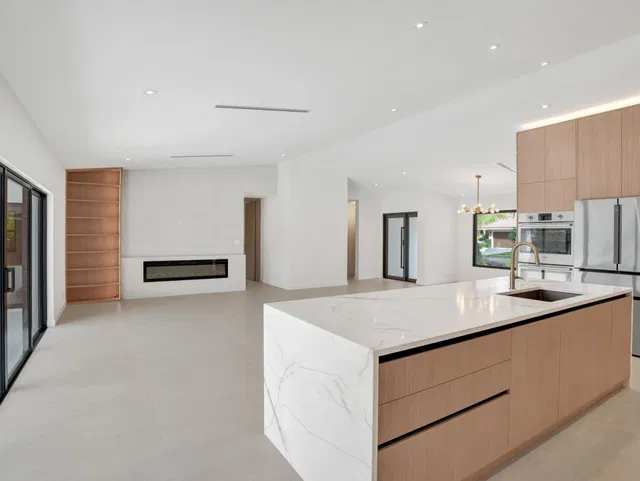  Residence photo 25