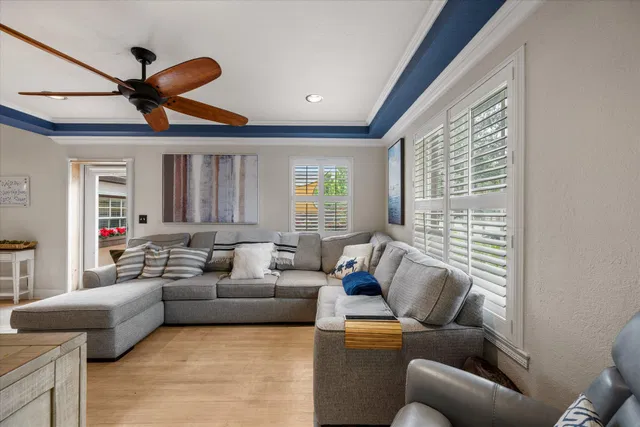Old Northwood Residence photo 9