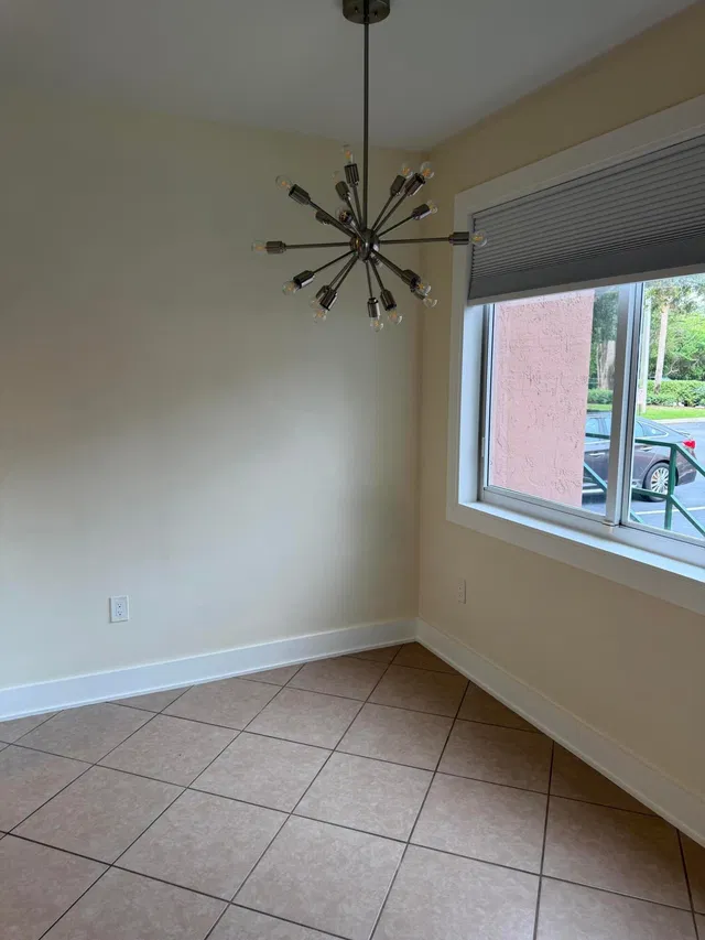  Unit 102 photo 7