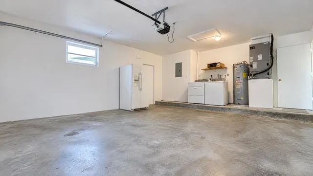 Residence photo 21