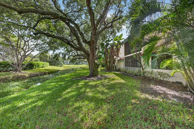 PGA National Palm Beach Gardens Unit A photo 37