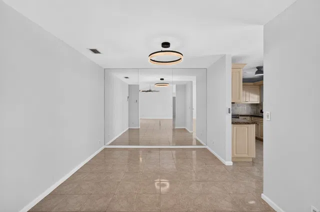 Residence photo 21