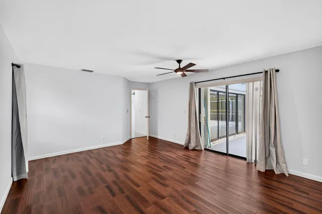 Residence photo 48