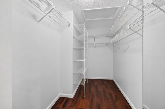 Residence photo 49