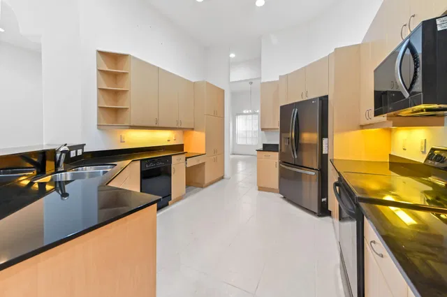 Residence photo 10