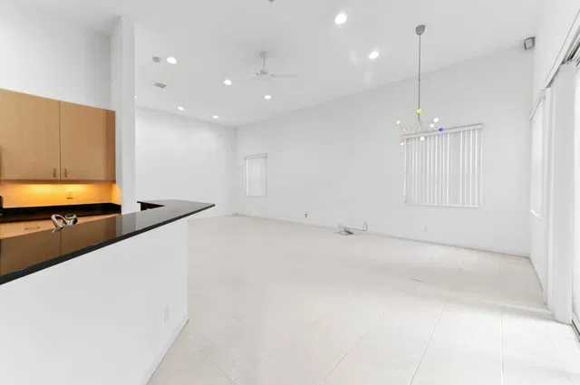 Residence photo 14