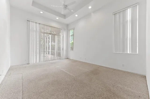 Residence photo 24